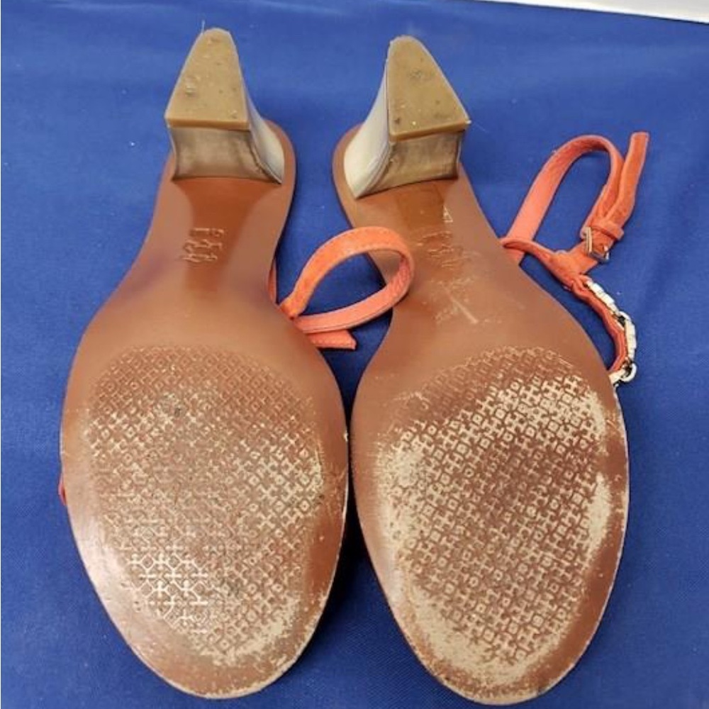 🛑 1 hour sale. Tory Burch, Orange Sandals with Chain Detail, 6.5. Worn once. - Picture 4 of 12